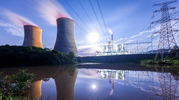 Contro Il business del Nuovo (e Sporco) Nucleare Civile: occorre liberare l’energia dal profitto